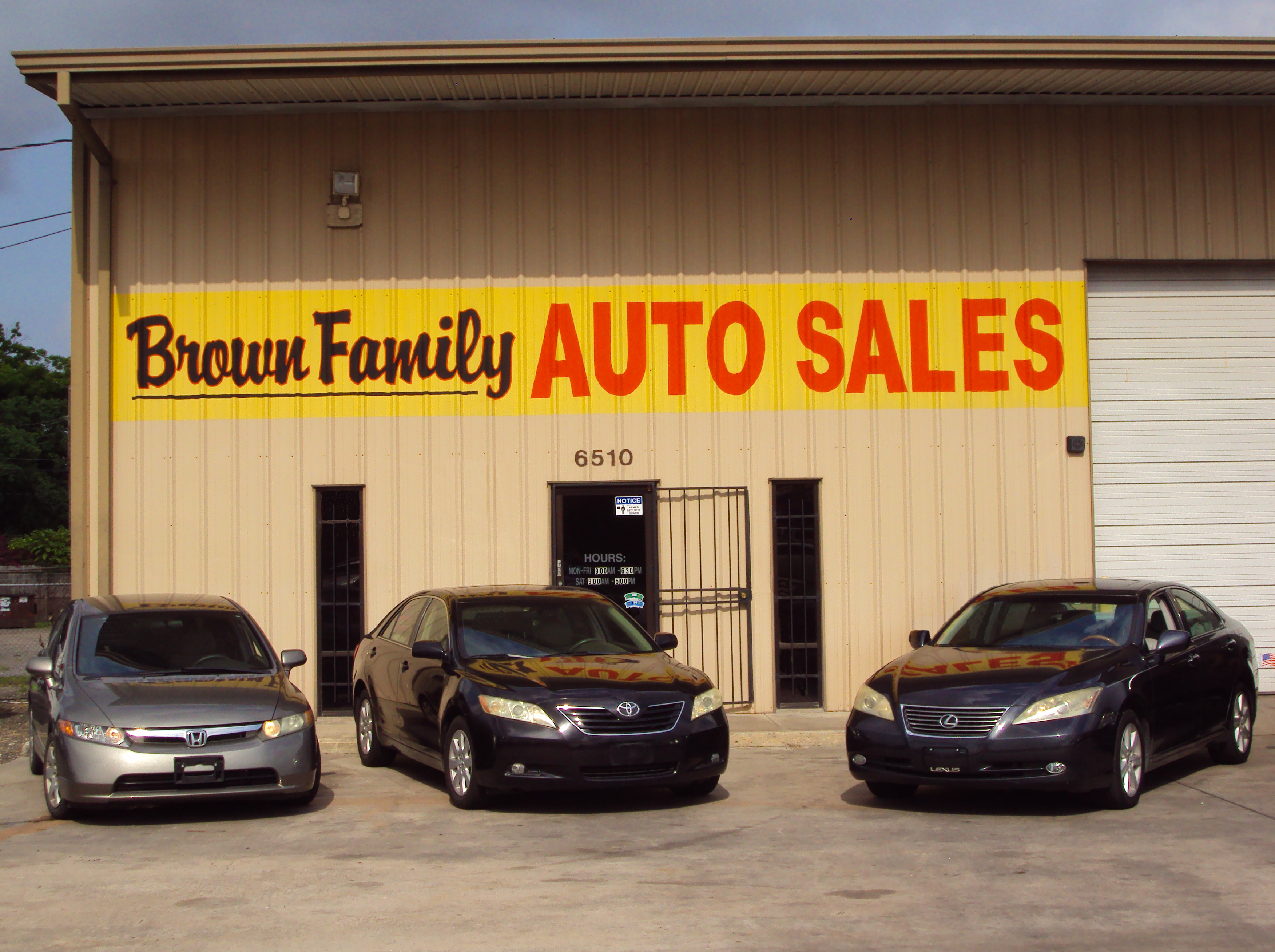 Brown Family Auto Sales Wins City Beat News Spectrum Award For Excellence In Customer Satisfaction